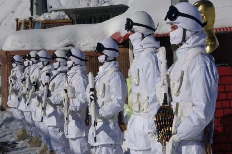 Hudut kahramanları görev başında! Üs bölgesinde kuş uçurtmuyorlar