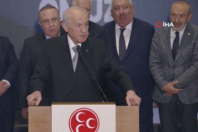 Bahçeli: 'Tezahür eden milli iradeye herkes ve her kesim asgari ölçülerde saygı duymalıdır'