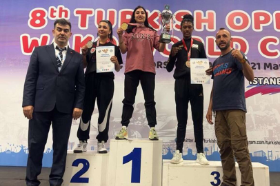 Kız çocuğu kick boks yapamaz diyenlere aldırmadı, Dünya şampiyonu oldu