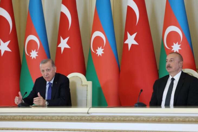 Cumhurbaşkanı Erdoğan: '30 yıldır Minsk Üçlüsü buraları oyaladı ve adım attırmadılar'