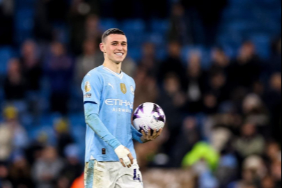 Phil Foden, Premier Lig'de yılın futbolcusu seçildi