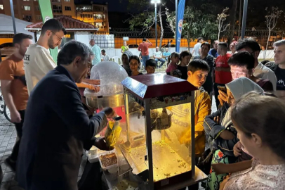 Gemlikli Çocuklara Açık Hava Sineması