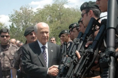 MHP Lideri Bahçeli’den Polis Özel Harekat Başkanlığına ziyaret