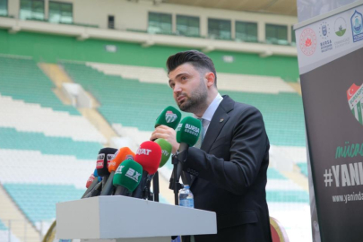 Bursaspor Başkanı Enes Çelik: “Bursaspor’un hakkını kimseye yedirmeyiz”