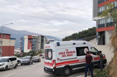 Bursa'da ayrılmak üzere olduğu eşini silahla yaraladı