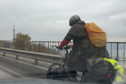 Berlin'den pedal çeviren genç Bursa'da mola verdi