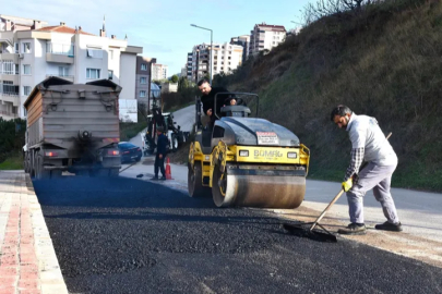 Gemlik'in yolları ve meydanları yenileniyor