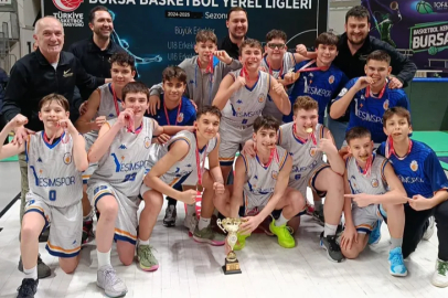 Yeşim Spor U14 Takımı namağlup Bursa şampiyonu oldu