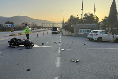 Bursa'da 18 yaşındaki motosikletli genci hayattan koparan kaza kamerada...